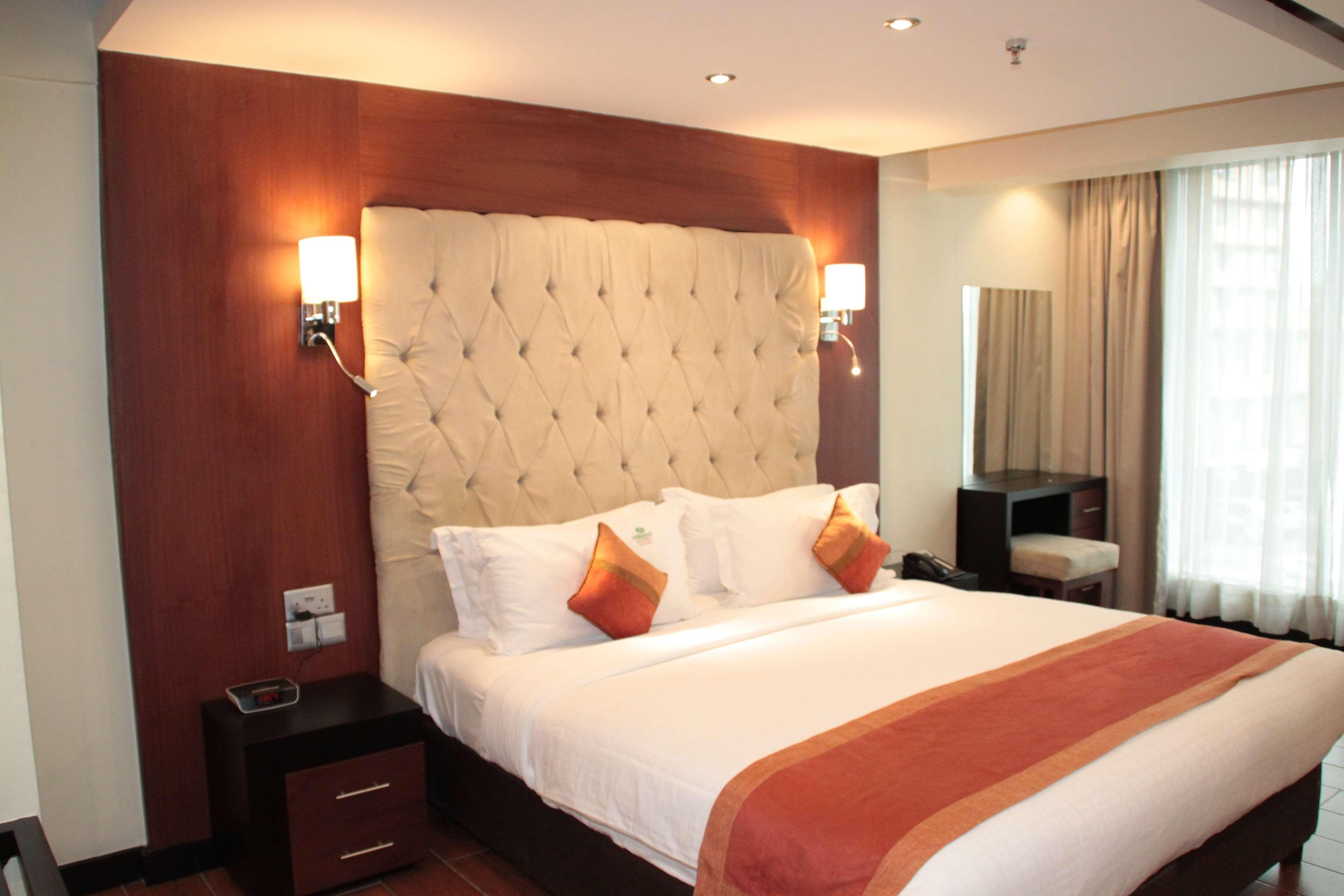 Best Western Auray Le Loch Ngoại thất bức ảnh